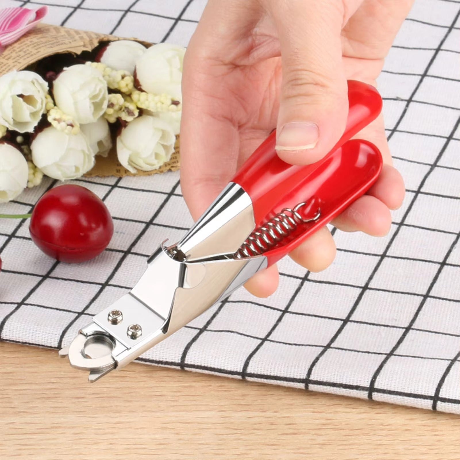 SafeTrim Pet Nail Clipper